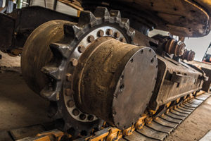 Avoid Costly Downtime: Master Hydraulic Track Adjuster Valve Inspection and Nitrogen Recoil Cylinder Rebuilding in 2026